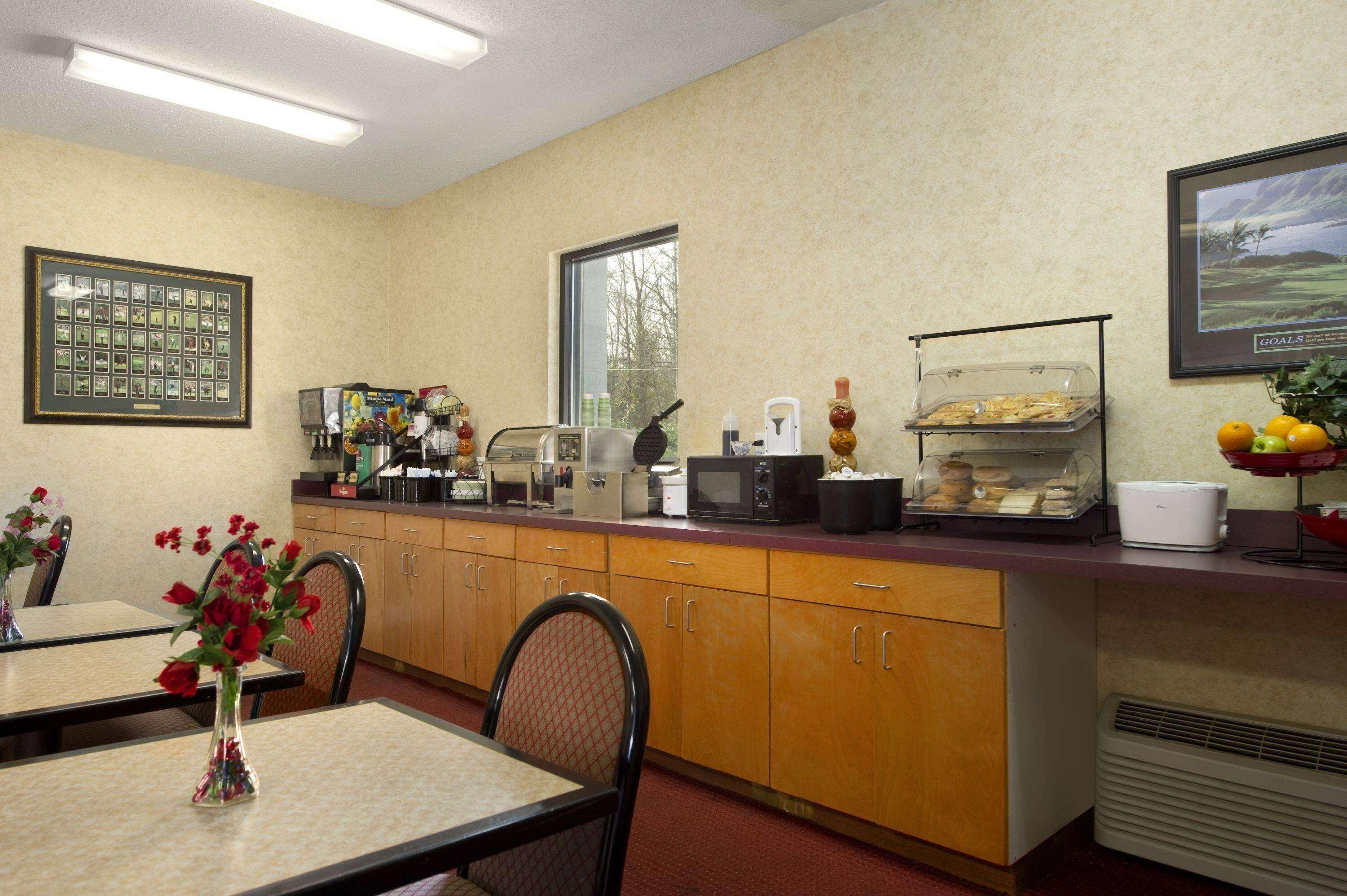 Days Inn By Wyndham Augusta Near Fort Gordon エクステリア 写真