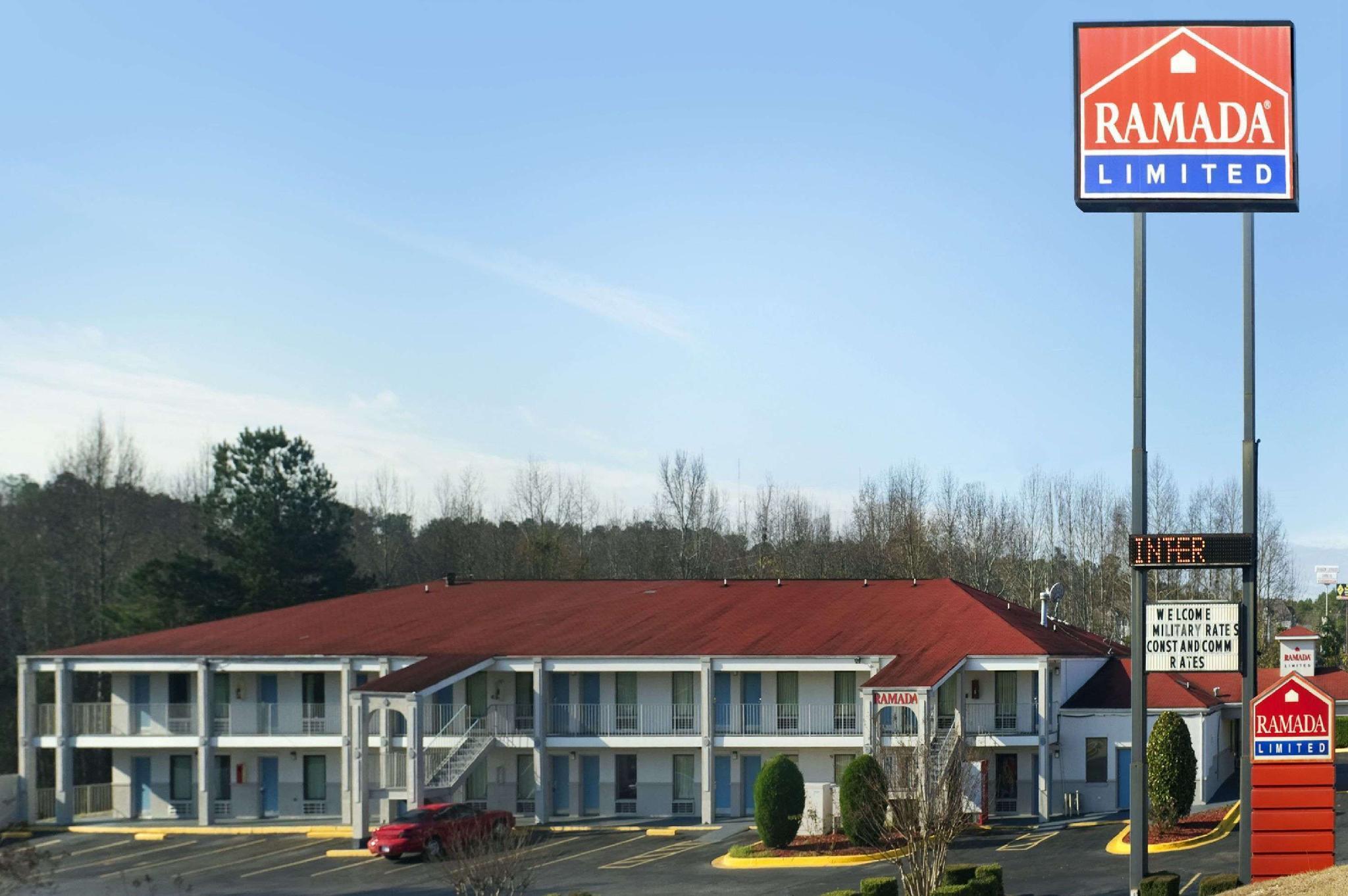 Days Inn By Wyndham Augusta Near Fort Gordon エクステリア 写真
