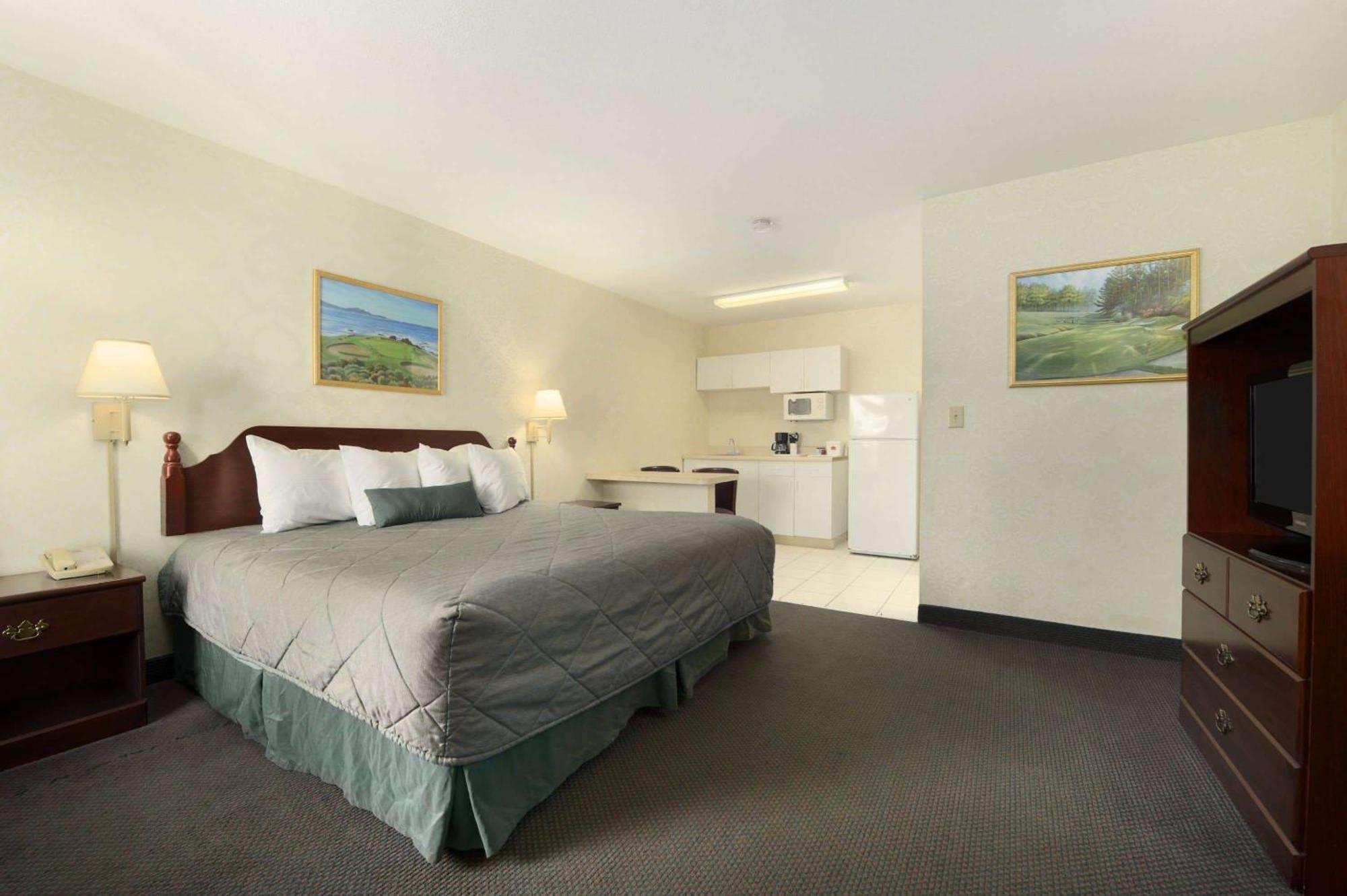 Days Inn By Wyndham Augusta Near Fort Gordon エクステリア 写真
