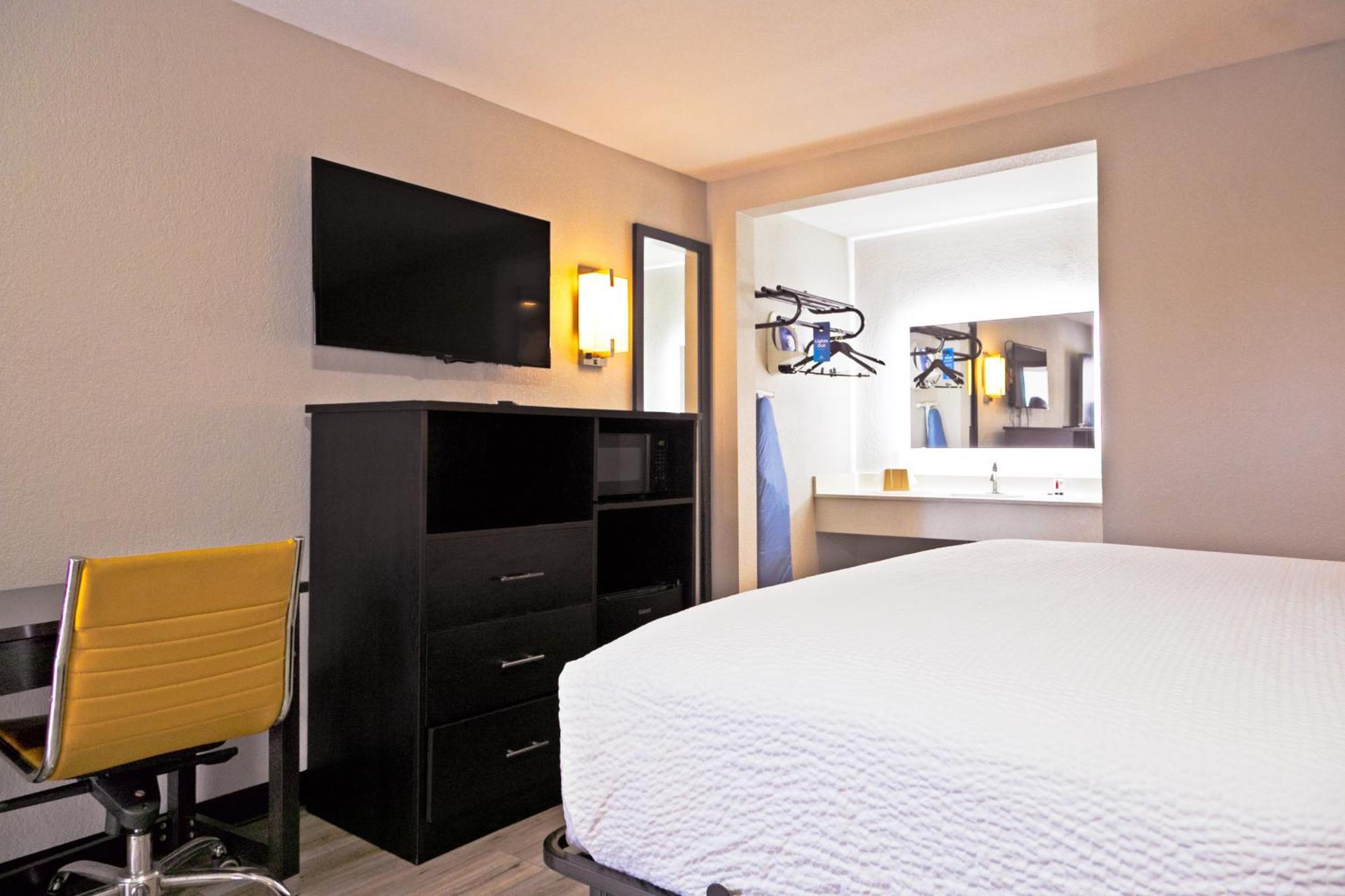 Days Inn By Wyndham Augusta Near Fort Gordon エクステリア 写真