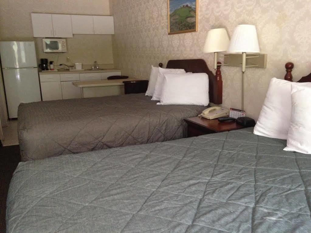 Days Inn By Wyndham Augusta Near Fort Gordon エクステリア 写真